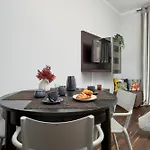 Tasteful Near The Center In By Renters Poznań