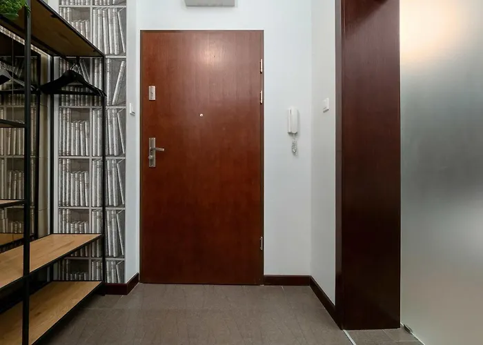 Tasteful Near The Center In By Renters * Poznan