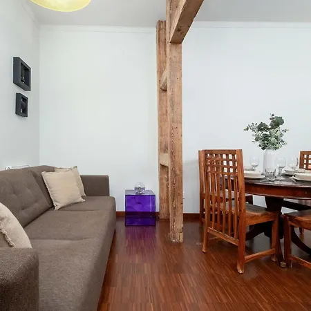 Apartament Tasteful Near The Center In By Renters Poznań