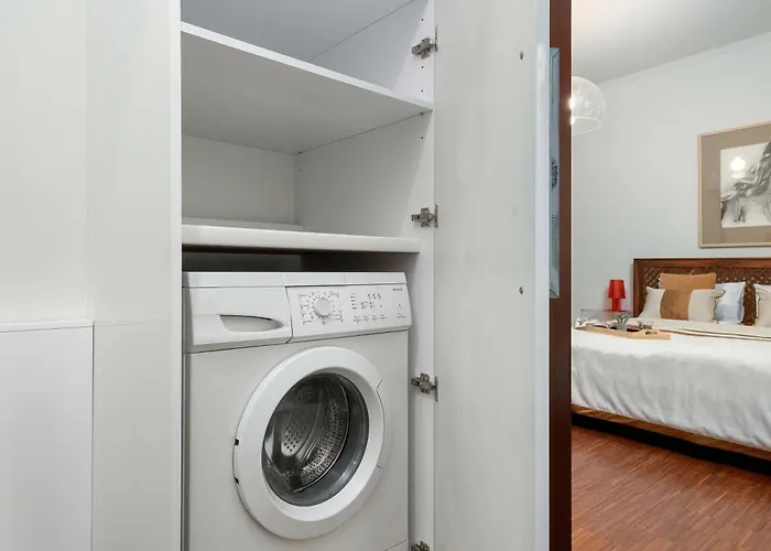 Apartament Tasteful Near The Center In By Renters Poznań